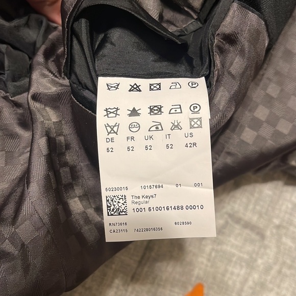 Tuxedo jacket Hugo boss black cotton like new . - Picture 9 of 10